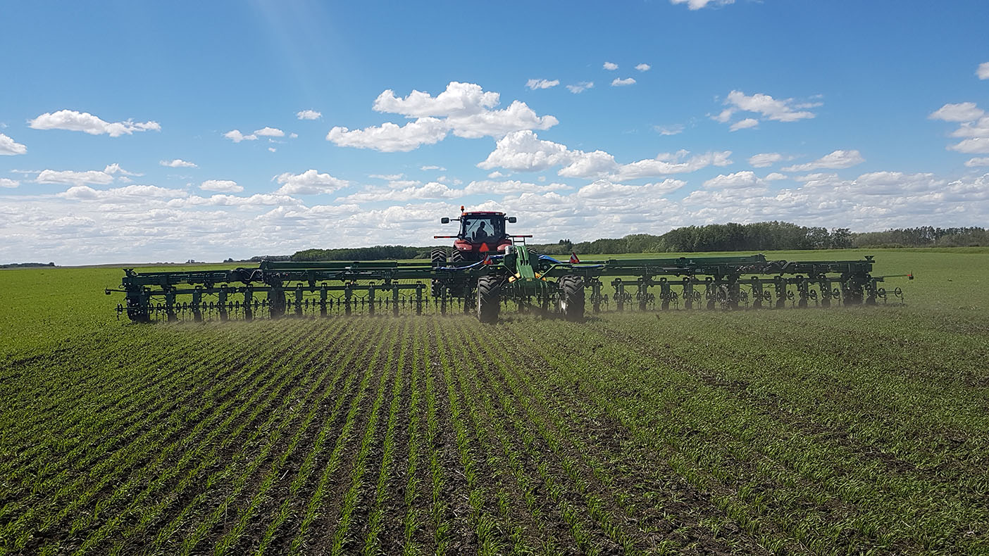 01.Mechanical weeding offers a chemical-free method of removing competition to crops, and the latest machines such as this 24-row hoe from Garford Farm Machinery product generous outputs.