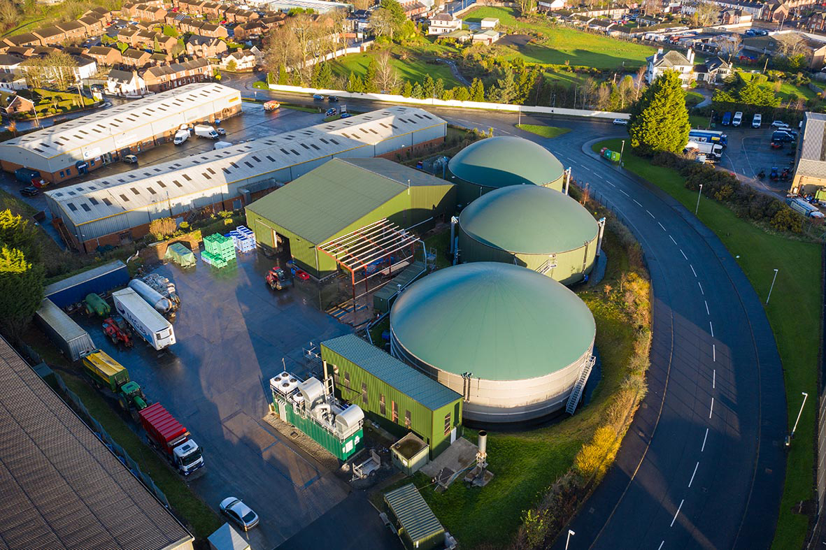The biogas plant of the Northern Irish food logistics company McCulla Transport will go live producing biomethane in July 2021 following a plant expansion by WELTEC BIOPOWER and partner companies.